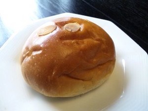 パン・クリーム.jpg