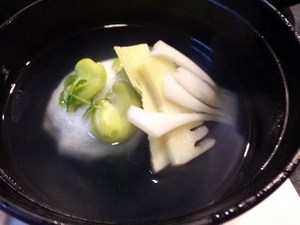 塩山・煮物椀.jpg