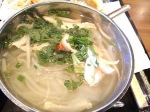 鶏肉のフォー.jpg