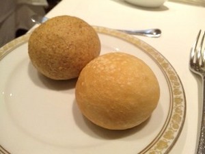 根津・パン.jpg
